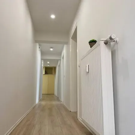 Διαμέρισμα Charmantes Feriendomizil, Haus Mit Garten 30 Km Bonn Und Koblenz, 3 Bis Zu 8 Personen *