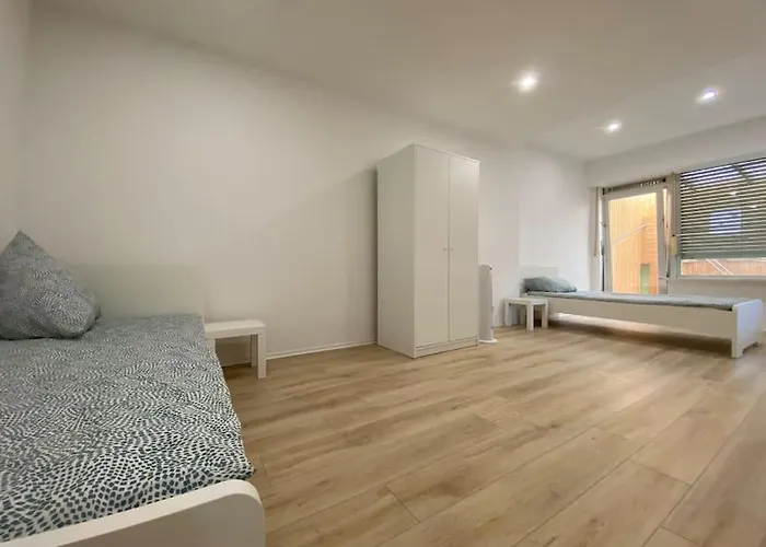 Charmantes Feriendomizil, Haus Mit Garten 30 Km Bonn Und Koblenz, 3 Bis Zu 8 Personen Rheinbrohl