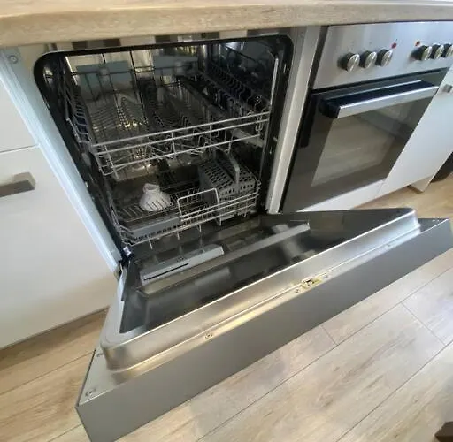 Charmantes Feriendomizil, Haus Mit Garten 30 Km Bonn Und Koblenz, 3 Bis Zu 8 Personen